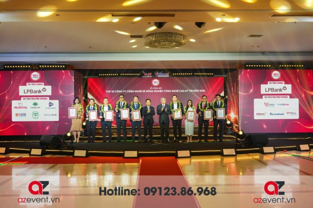 Lễ công bố top 50 công ty đại chúng uy tín và hiệu quả năm 2024