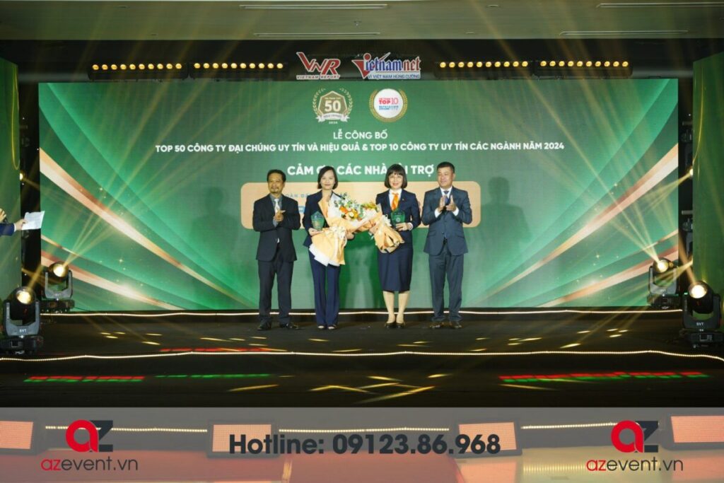 Lễ công bố top 50 công ty đại chúng uy tín và hiệu quả năm 2024